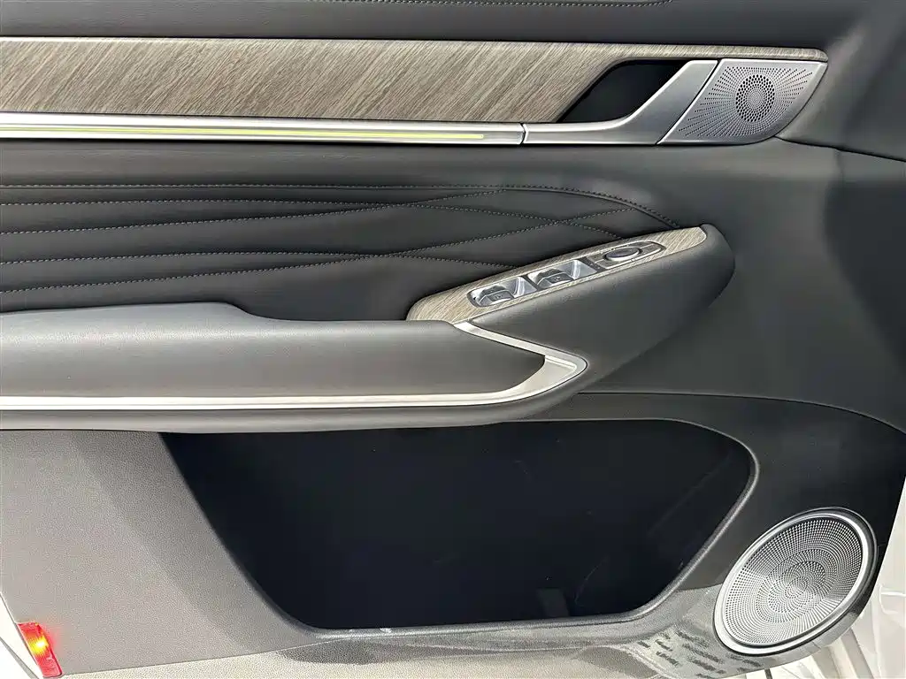 TANK TANK 500 NEW ENERGY