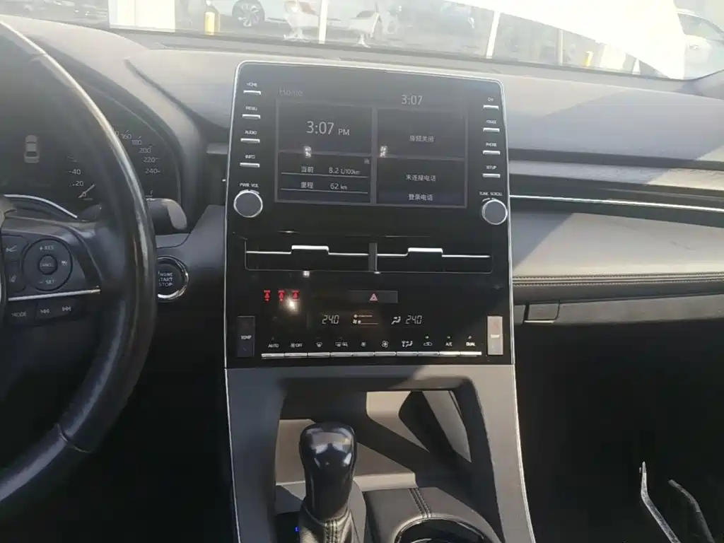 Toyota Avalon — миниатюра 13