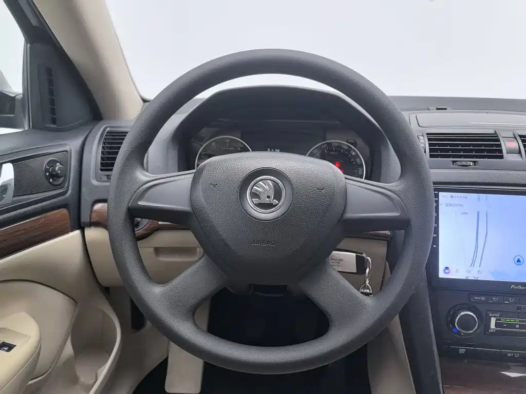 Skoda Octavia — миниатюра 11