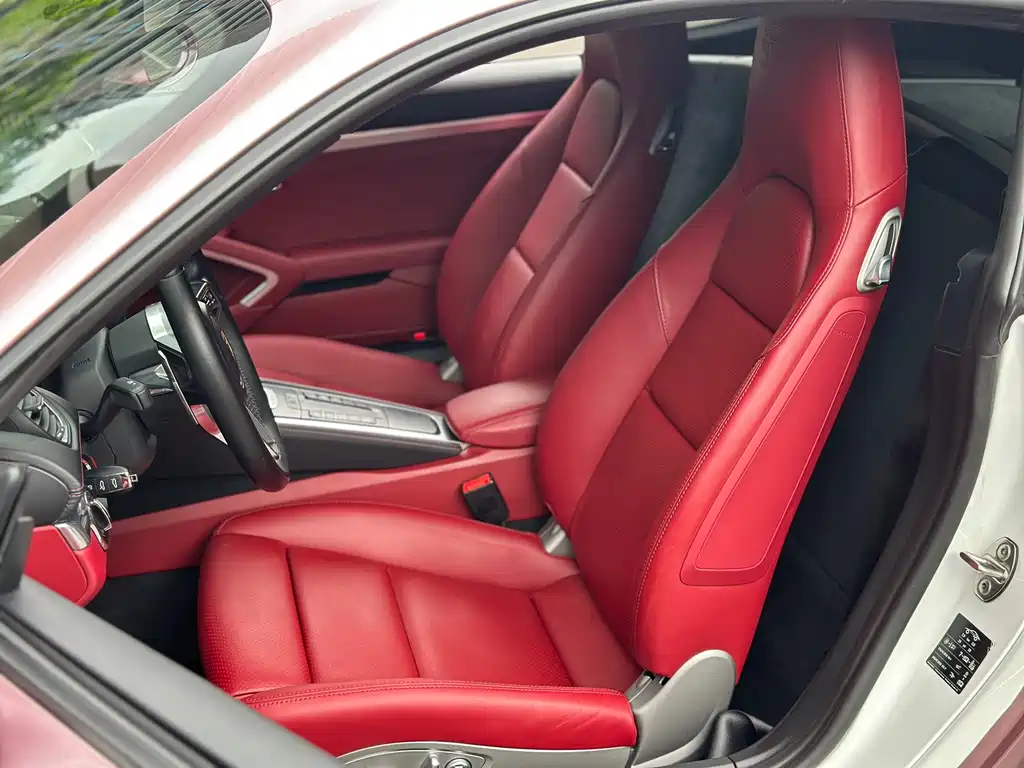 Porsche 718 2020 Cayman 2.0T