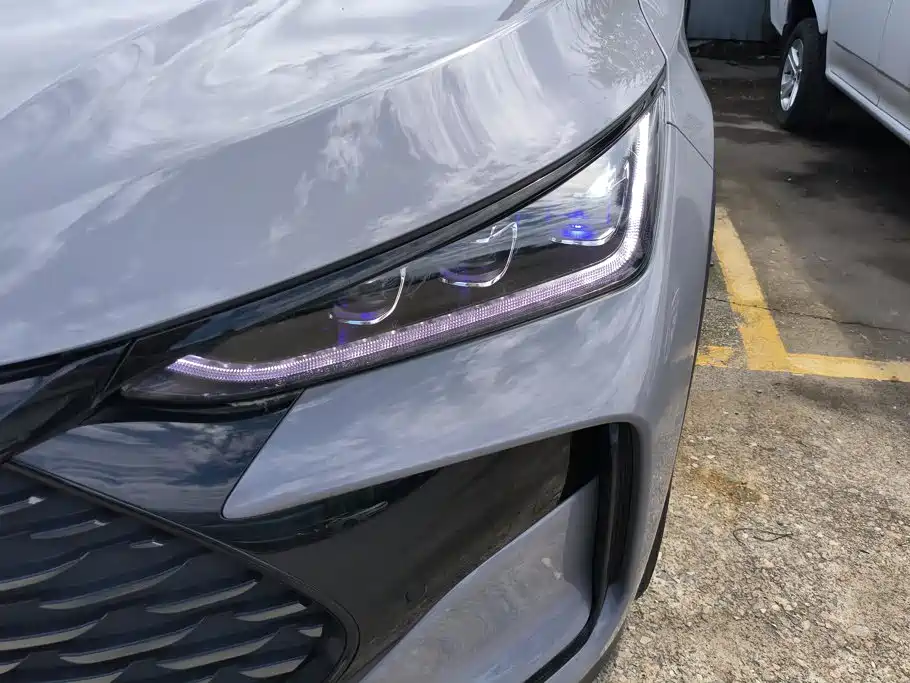 BYD Tang New Energy — миниатюра 5