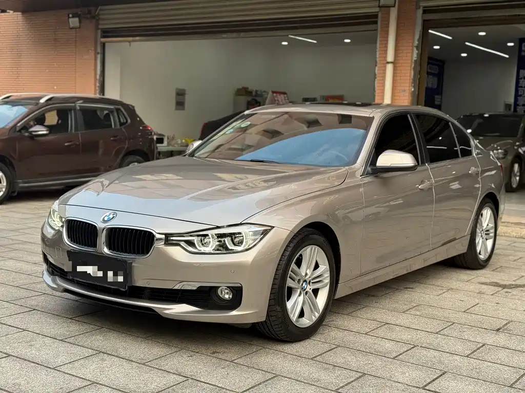 BMW 3 SERIES