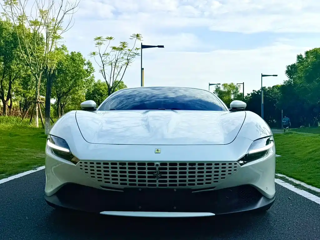 Ferrari Roma — миниатюра 21