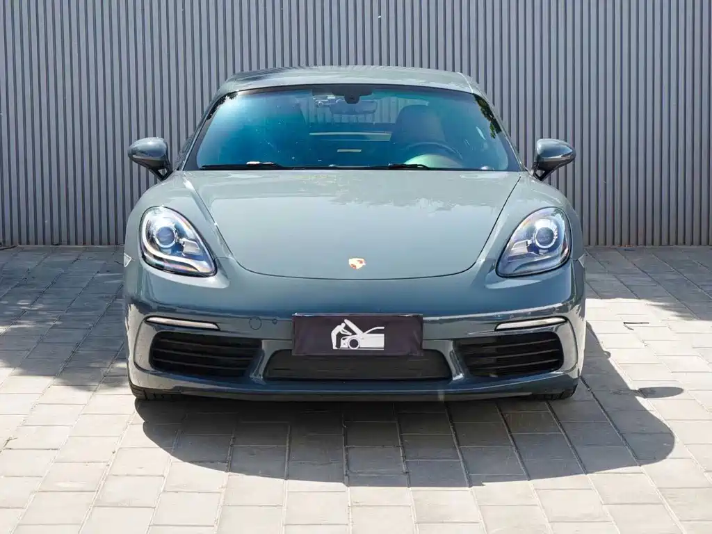 Porsche 718 2018 Cayman 2.0T