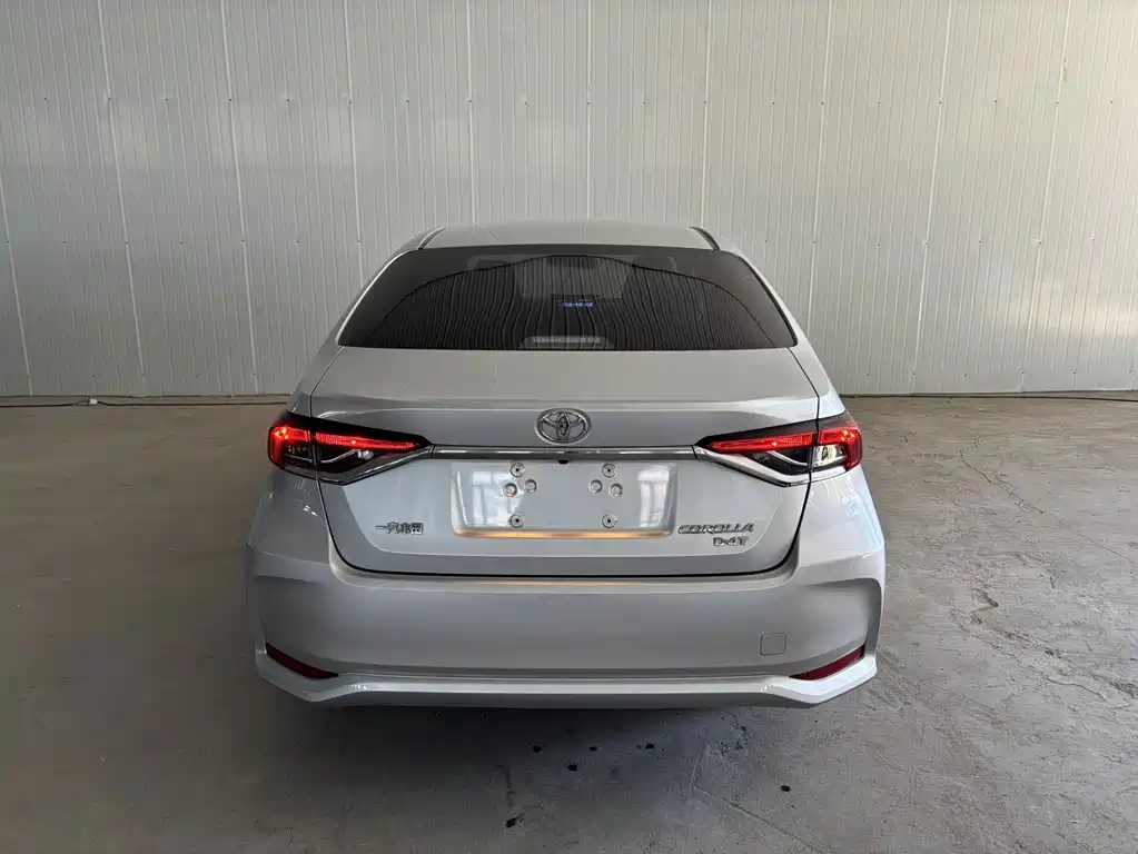Toyota Corolla — миниатюра 4