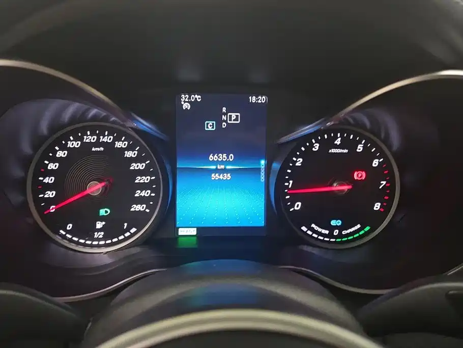 Mercedes-Benz C-Class — миниатюра 14