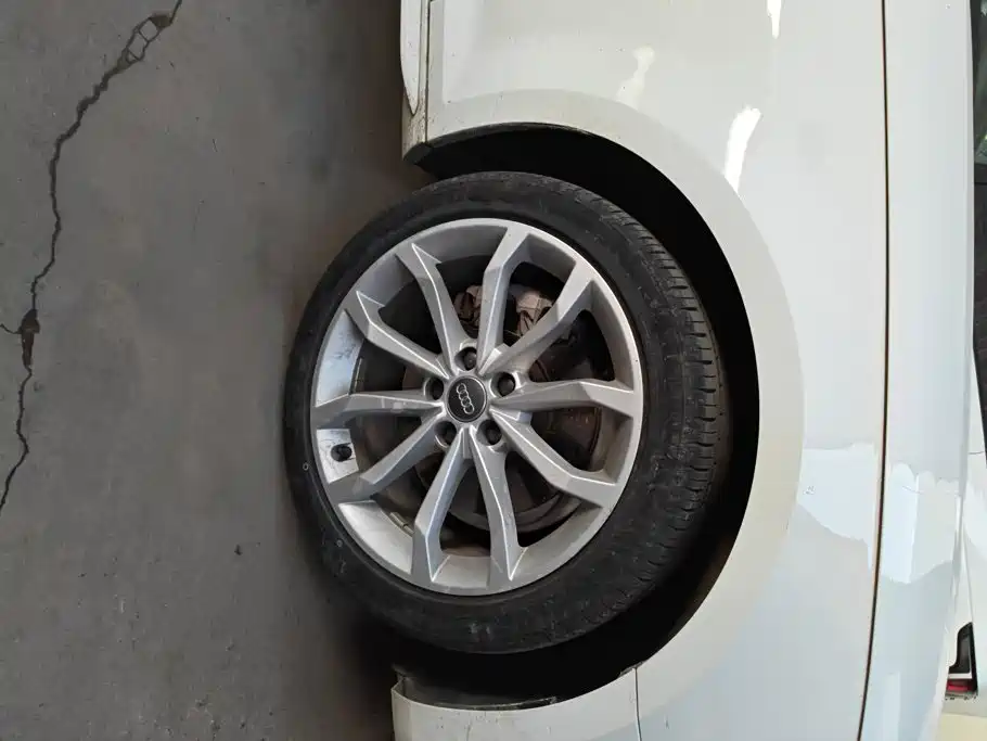 Audi A4L — миниатюра 6