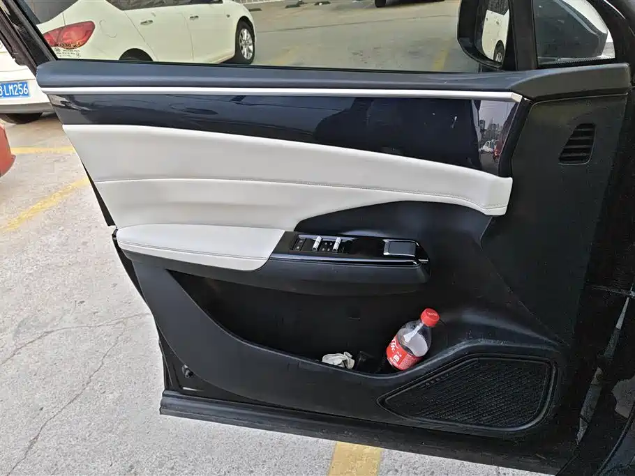 GEELY GALAXY GALAXY L7