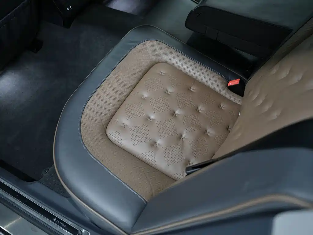 Volkswagen Phaeton — миниатюра 20
