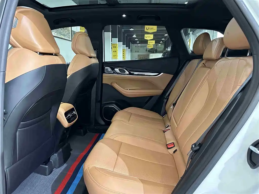 GEELY AUTOMOBILE BOYUE L