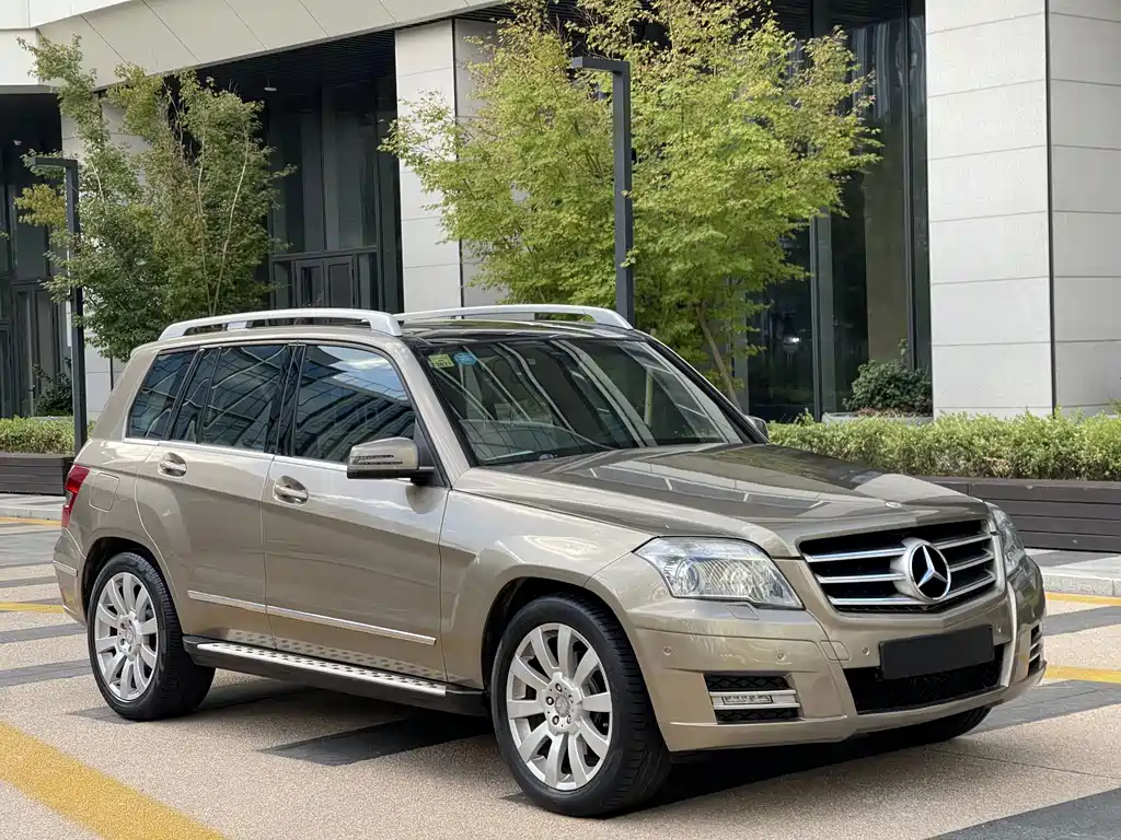 Mercedes-Benz GLK-Class (Import) — миниатюра 3