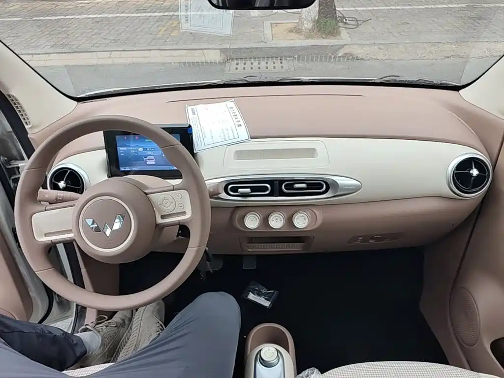 Wuling Mini EV MINIEV 2025
