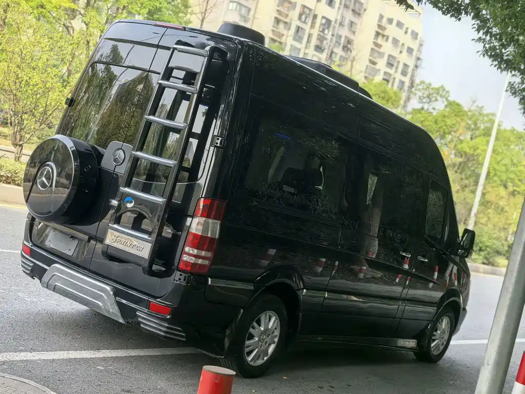 Mercedes-Benz Sprinter — миниатюра 6