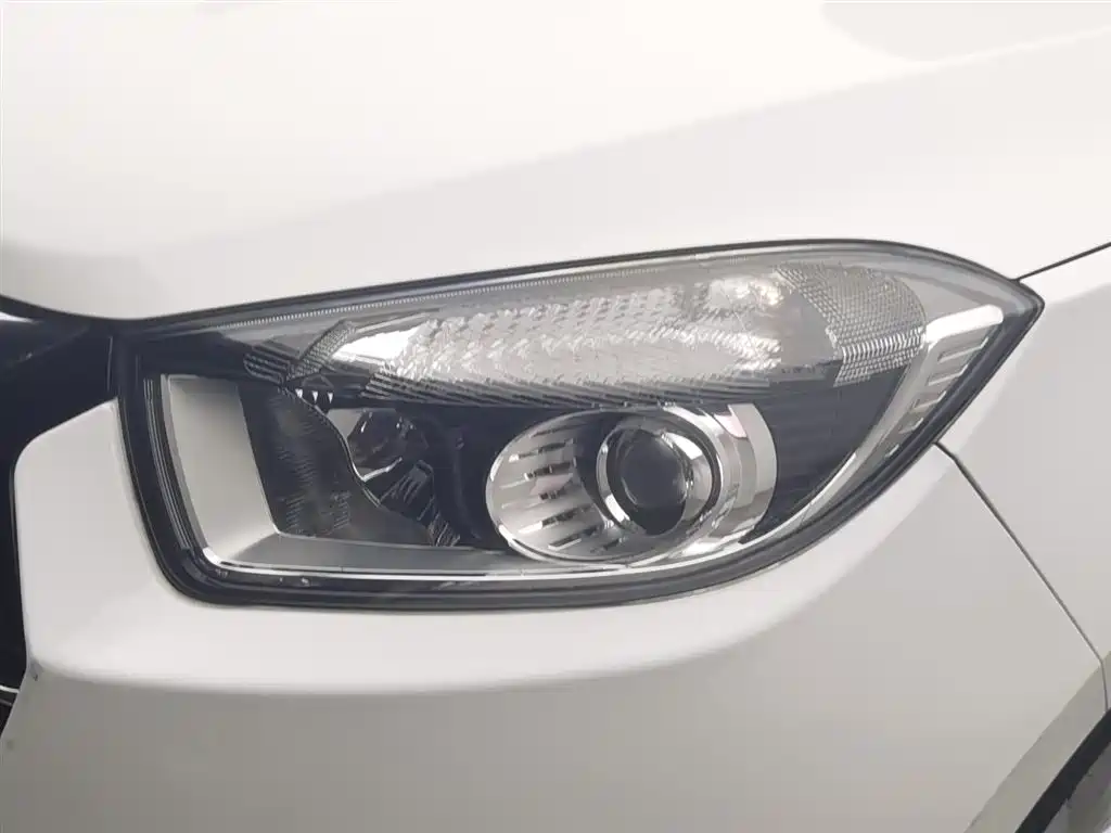 JAC RefineS5 S5 2015 1.5T AT Elite