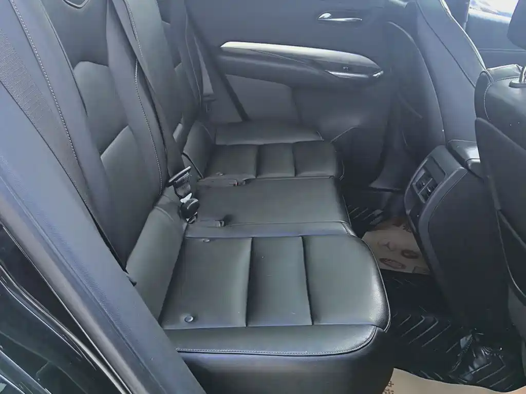 Cadillac XT4 28T 2WD Leading Type, фото 10