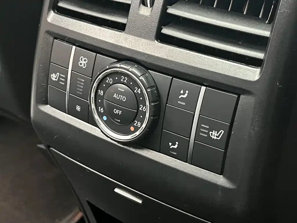 Mercedes-Benz GLS — миниатюра 23