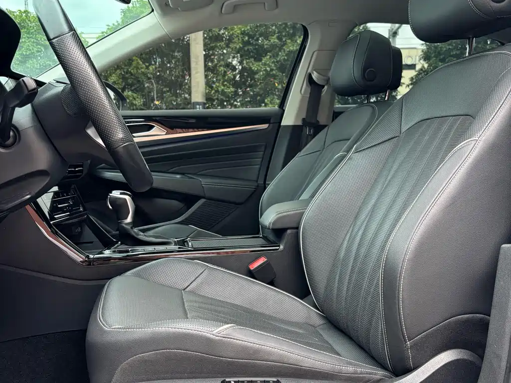 Volkswagen Passat — миниатюра 10