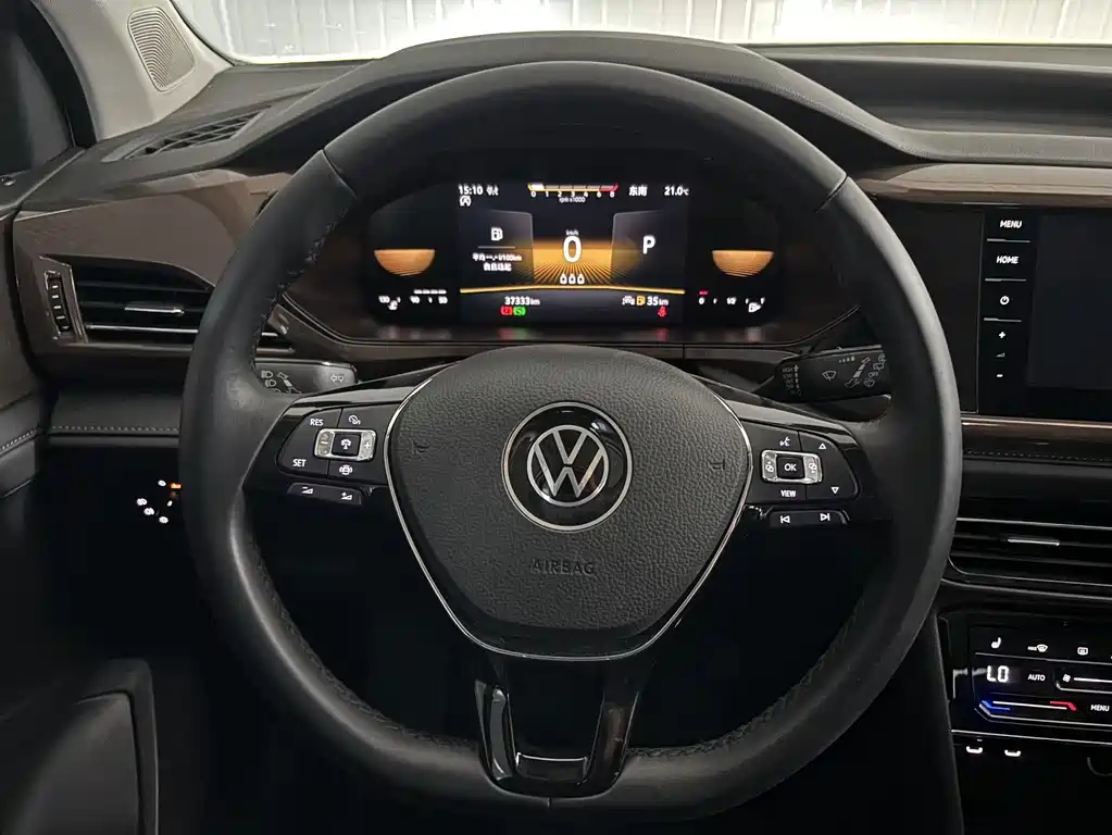 Volkswagen Tharu — миниатюра 12
