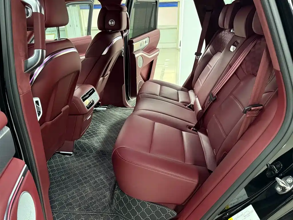 TANK TANK 700 NEW ENERGY