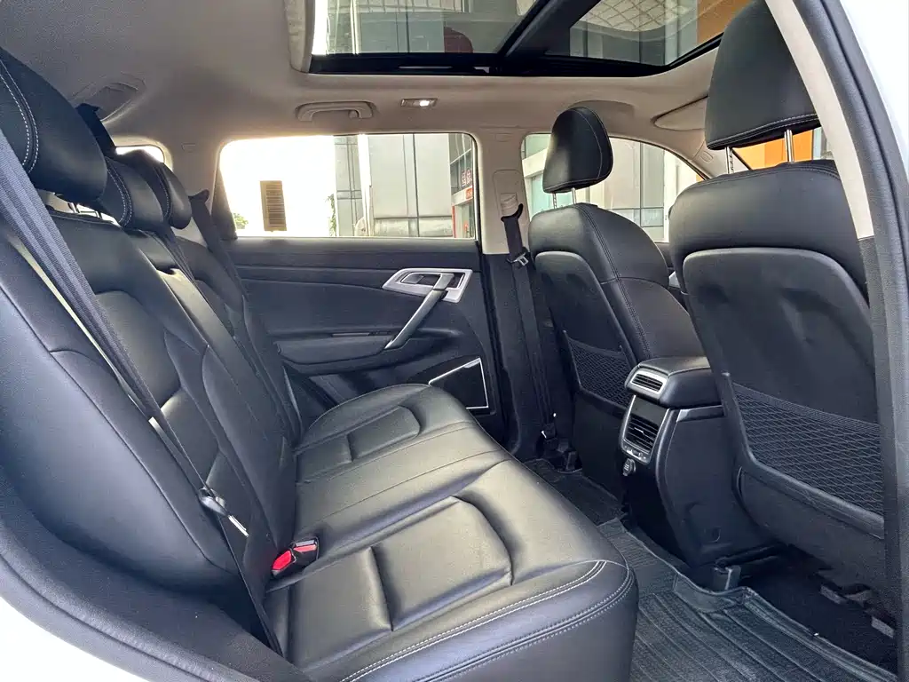 GEELY AUTOMOBILE BOYUE