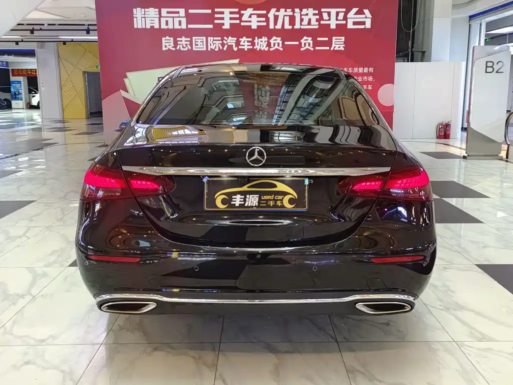 Mercedes-Benz E-Class — миниатюра 23