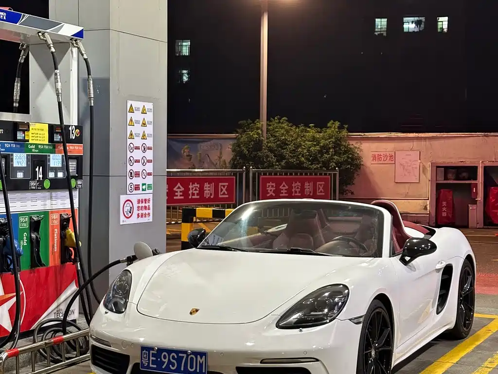 Porsche 718