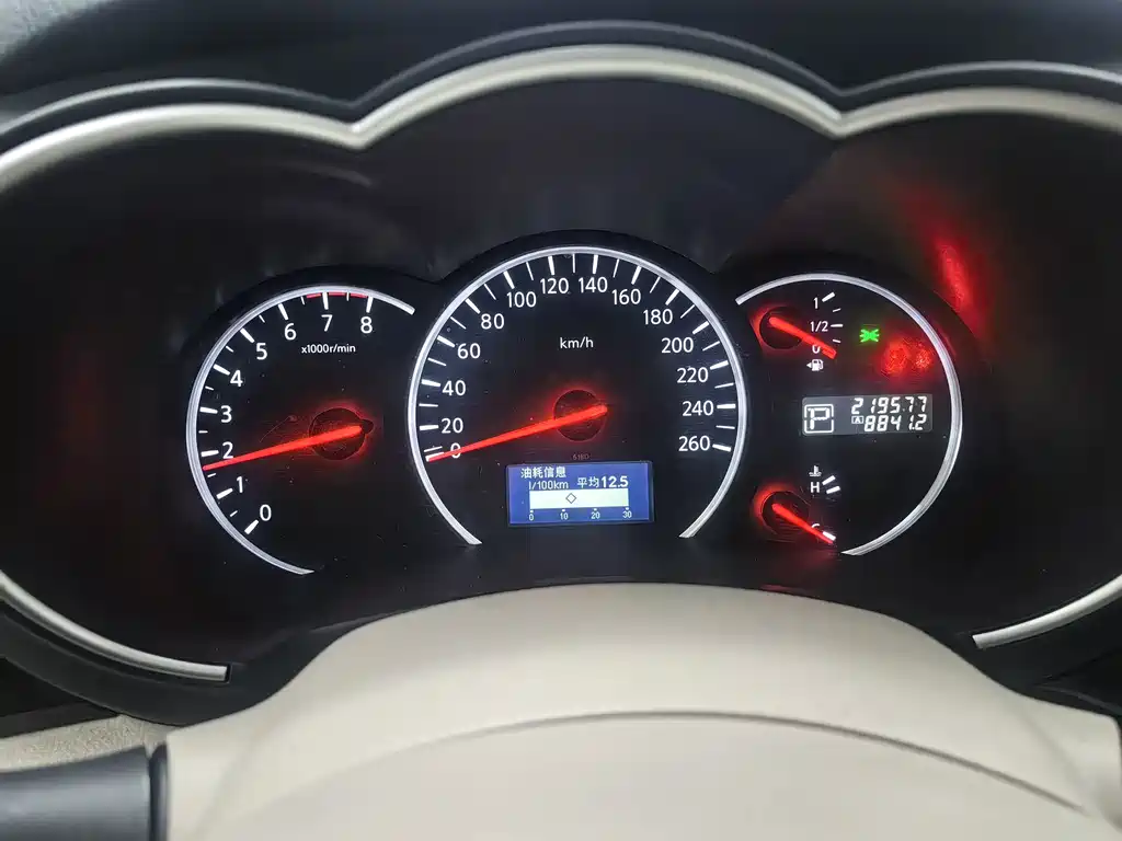 Nissan Quest — миниатюра 11