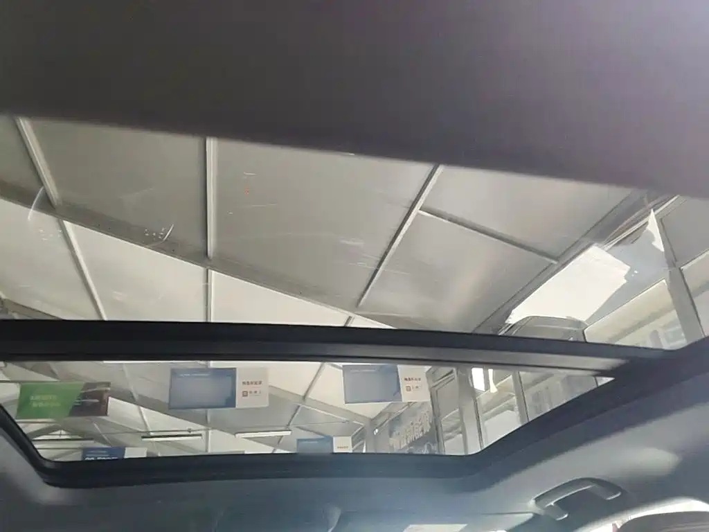 Audi Q4 e-tron — миниатюра 18