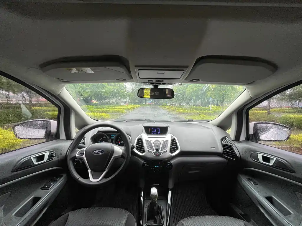 Ford EcoSport 2013 1.0L GTDi MT Luxury