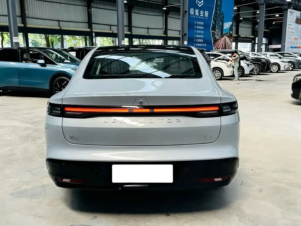 Leapmotor Ноль один. — миниатюра 5