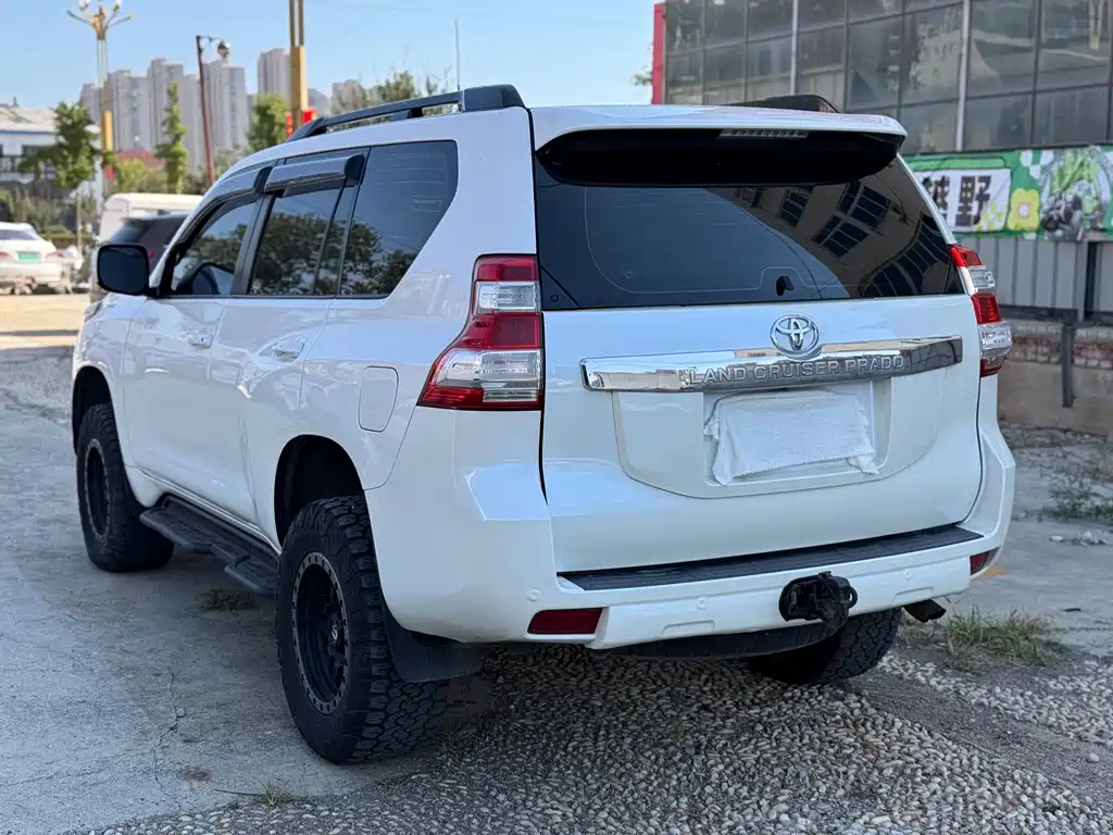 Toyota Prado — миниатюра 4