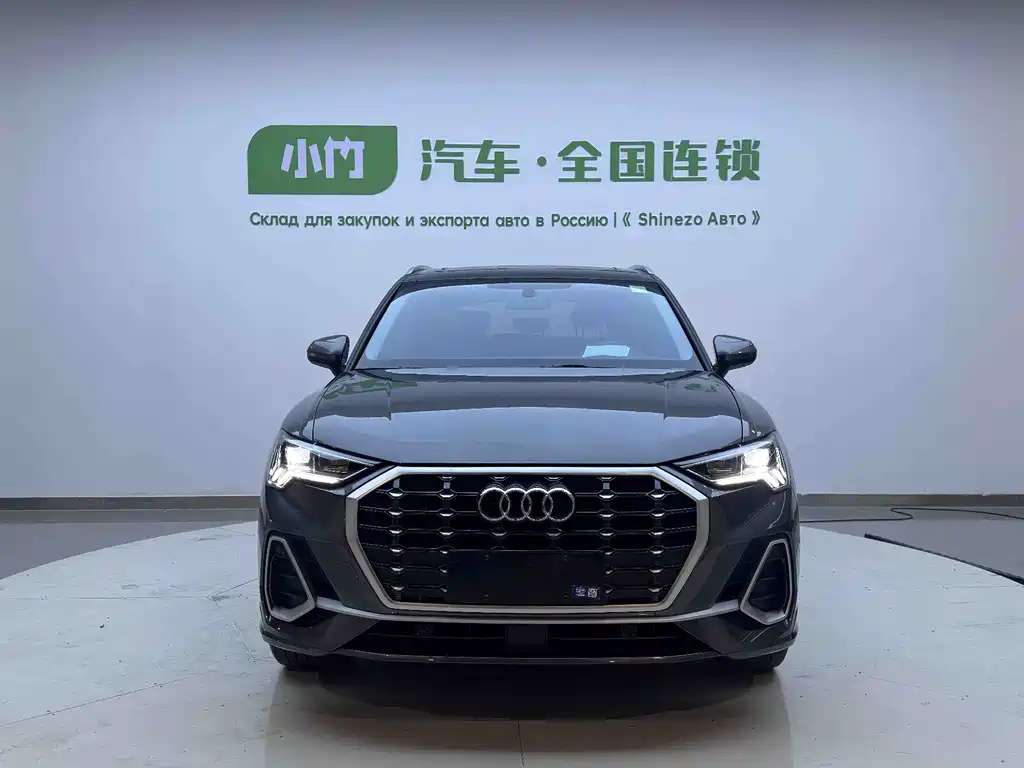 Audi Q3 2023 35 TFSI Fashion (1.4T)