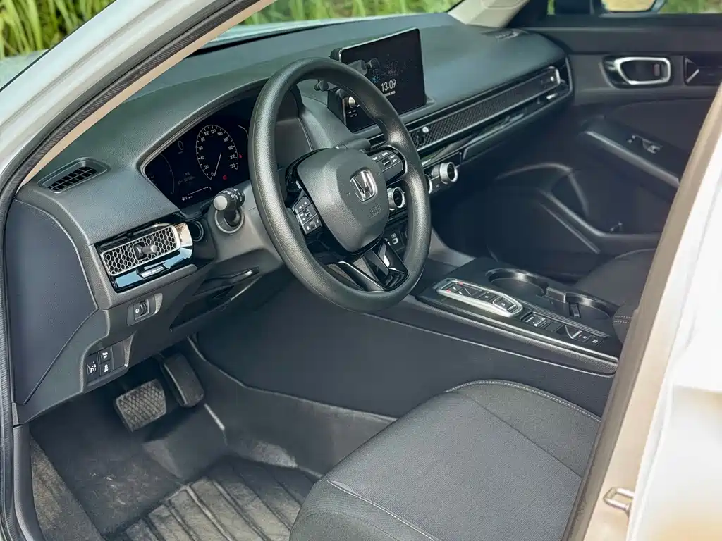 Honda Civic — миниатюра 7