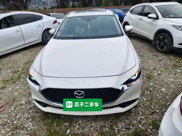 MAZDA 3 ANGKESAILA