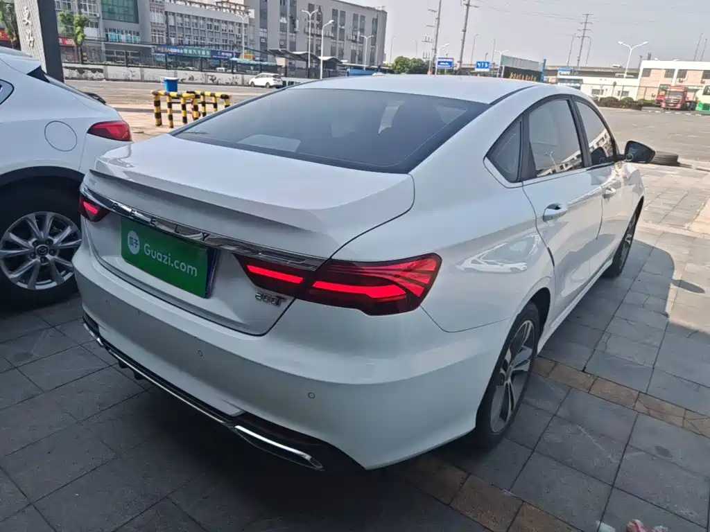 Geely Binrui — миниатюра 7