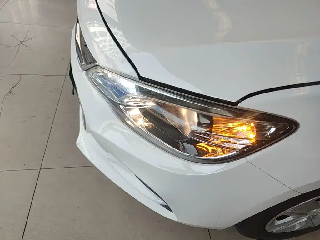 Chevrolet Cavalier — миниатюра 24