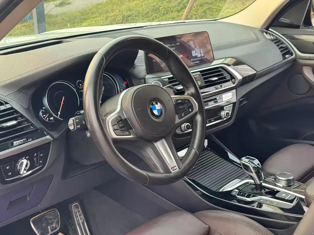 BMW X3 2018 xDrive30i Lead M Sport V