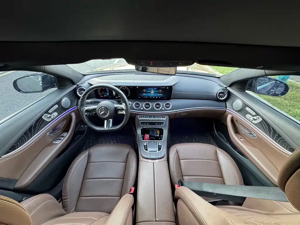 Mercedes-Benz E-Class New Energy — миниатюра 7
