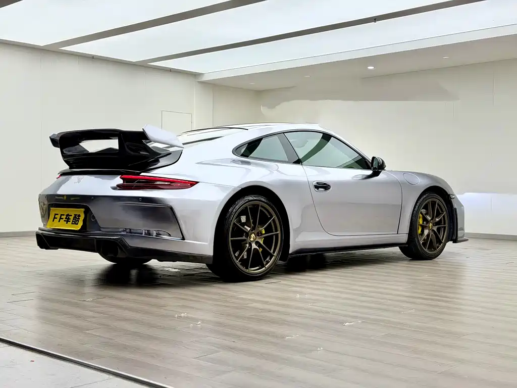 Porsche 911 2015 Carrera 3.4L Style Edition