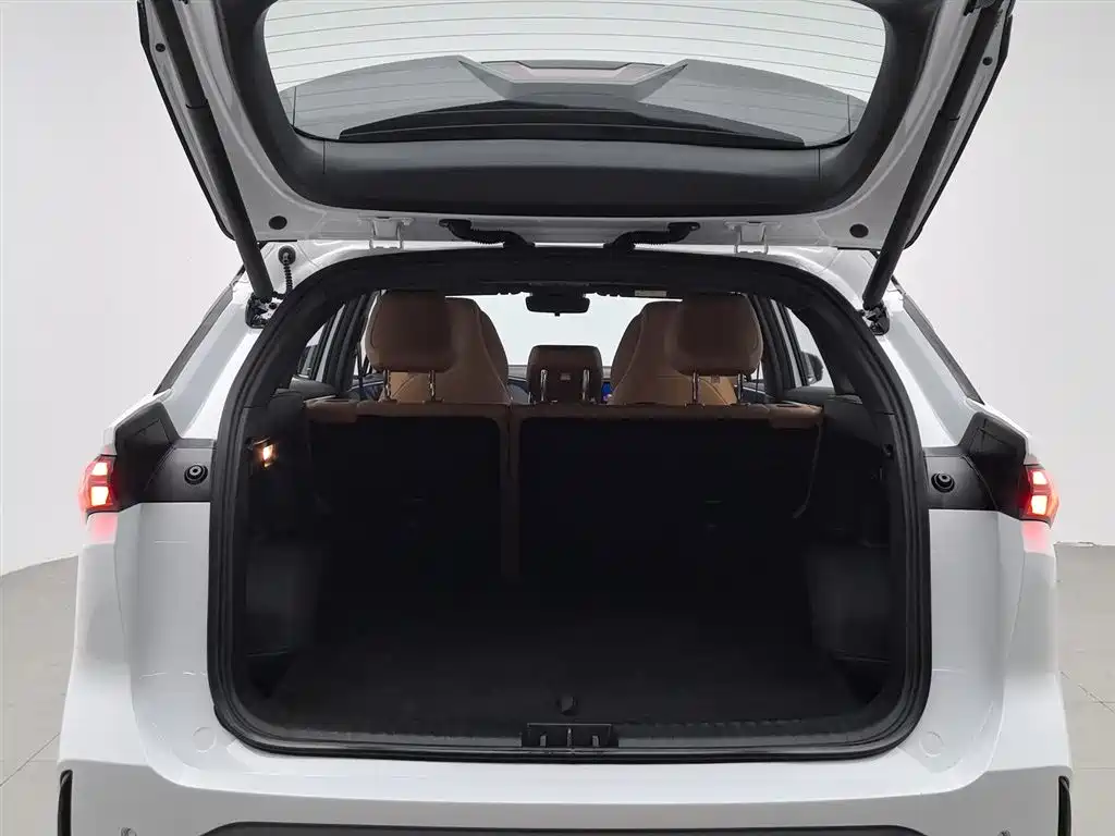 GEELY GALAXY GALAXY L7