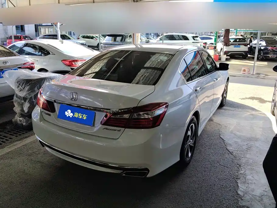 Honda Accord — миниатюра 3