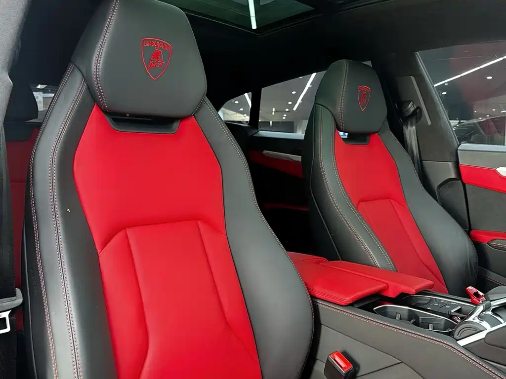 Lamborghini Urus — миниатюра 10