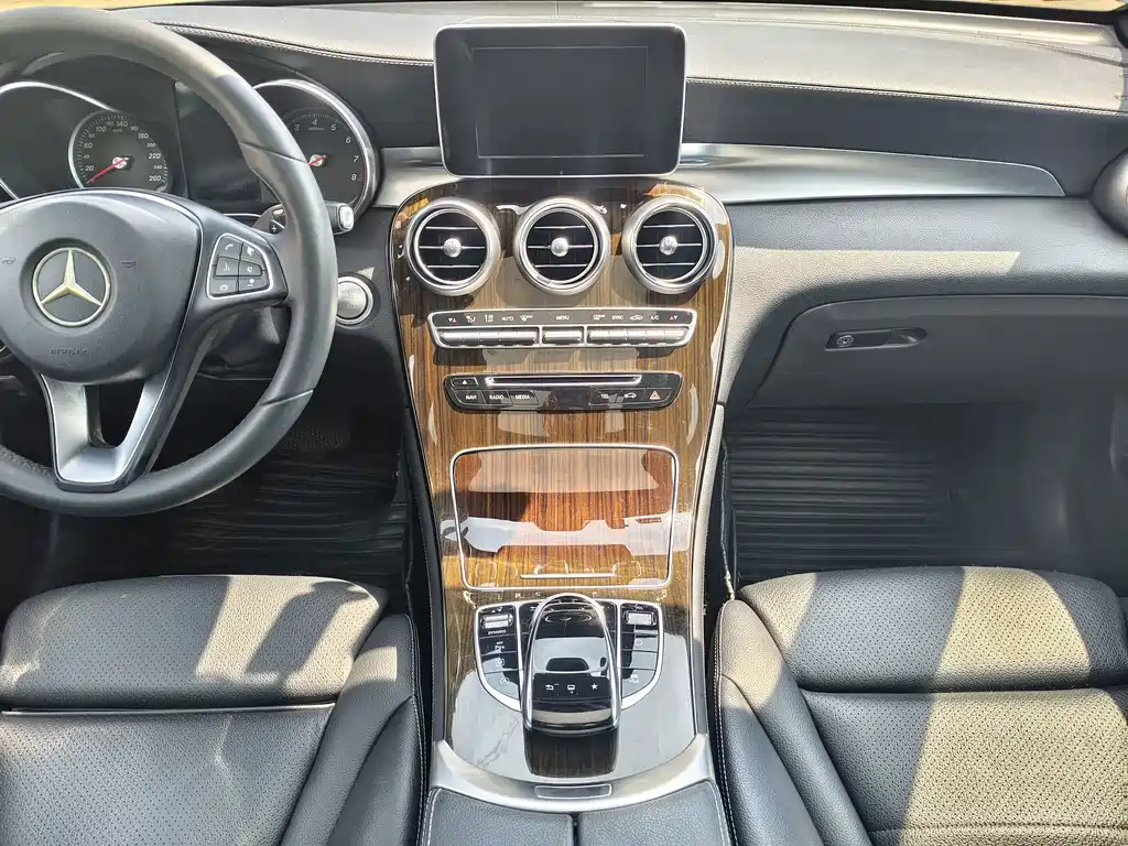 Mercedes-Benz GLC — миниатюра 14