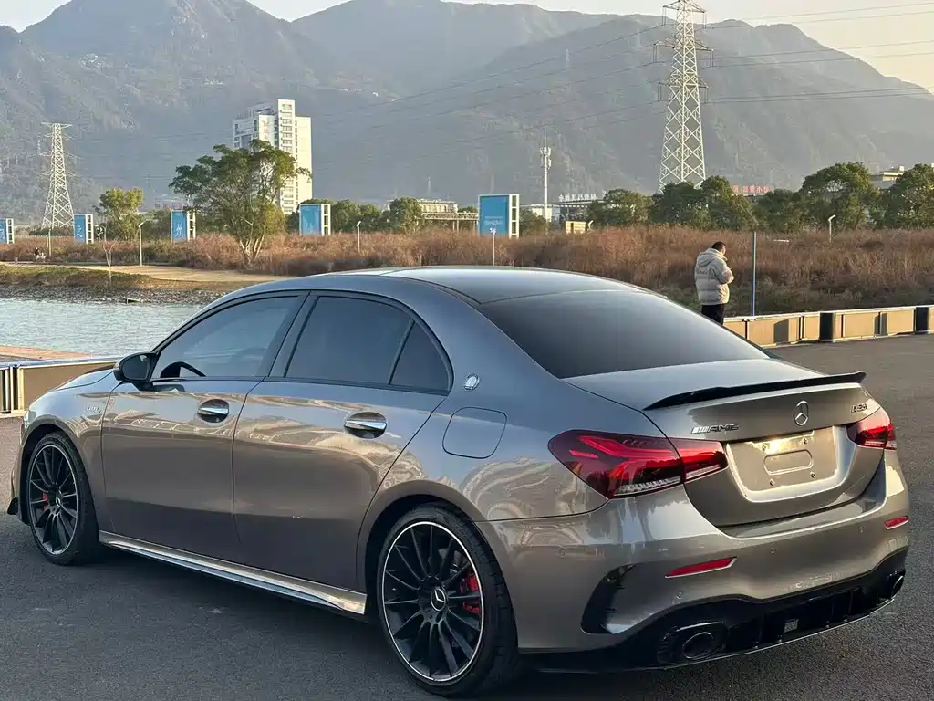 MERCEDES-BENZ A CLASS AMG