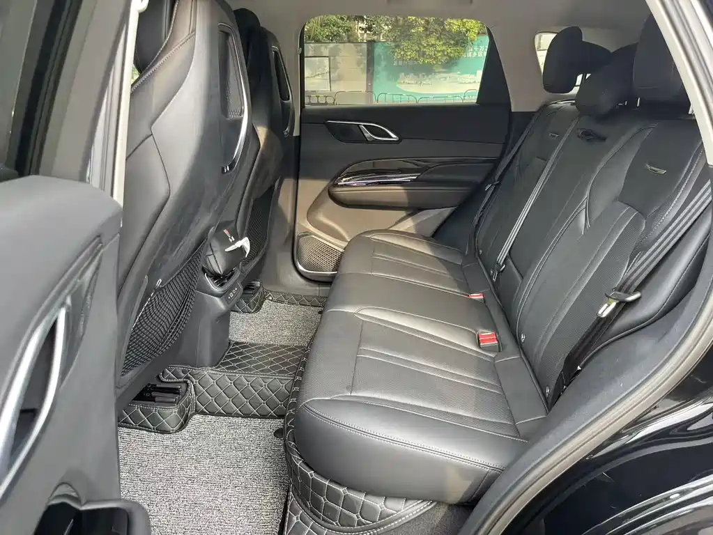 Hongqi HS3 2024 2.0T
