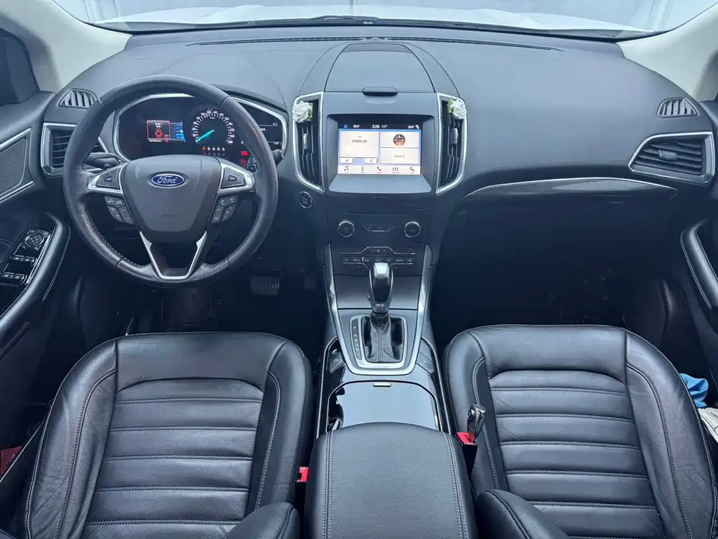 Ford Edge — миниатюра 12