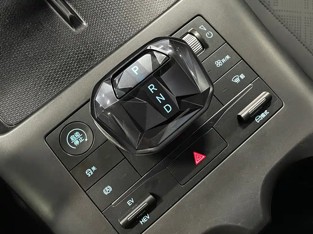 BYD Qin PLUS — миниатюра 18