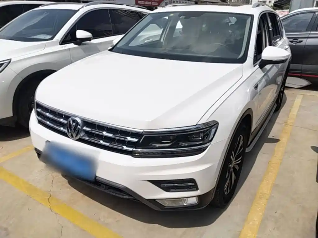 Volkswagen Tiguan L — миниатюра 2