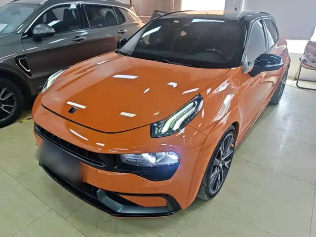 2021 Lynk & Co 02