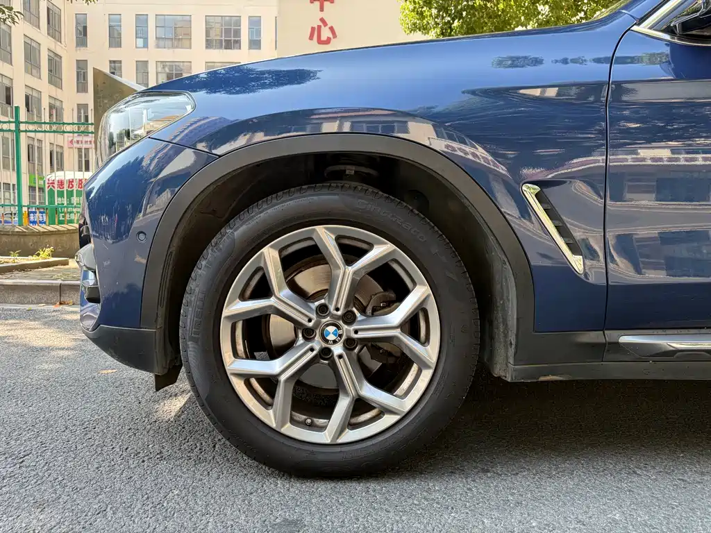 BMW X3 — миниатюра 16